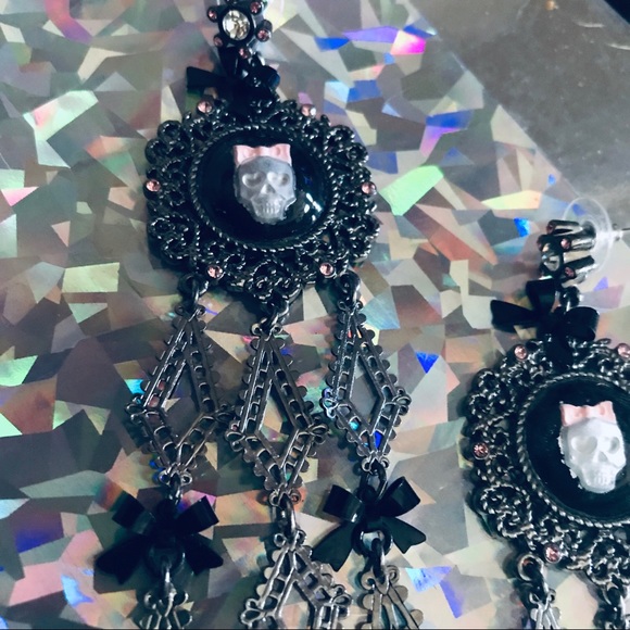 Betsey Johnson Jewelry - Skull dangle chandelier earrings Betsey Johnson